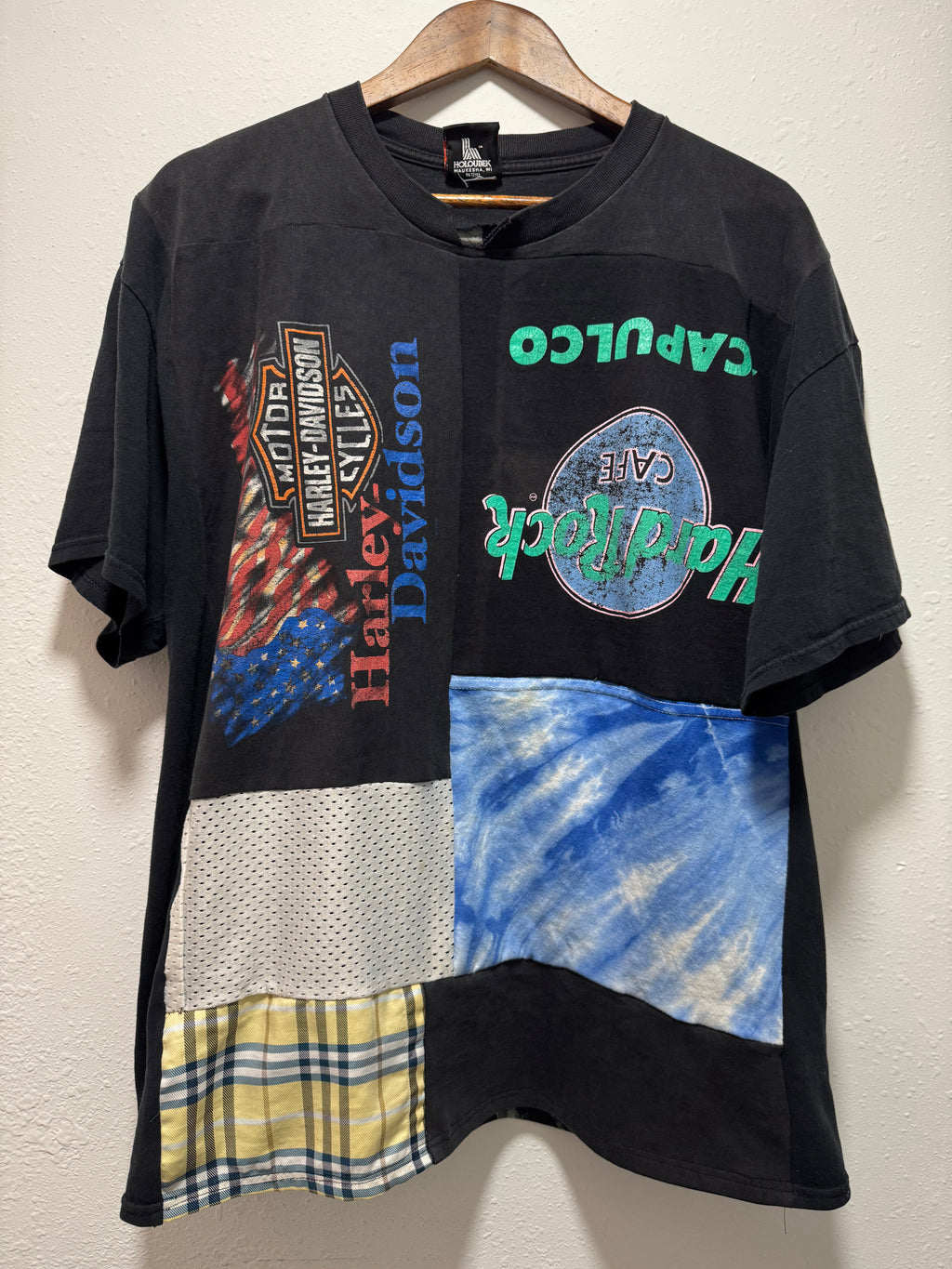 BRICK PANEL T-SHIRT
