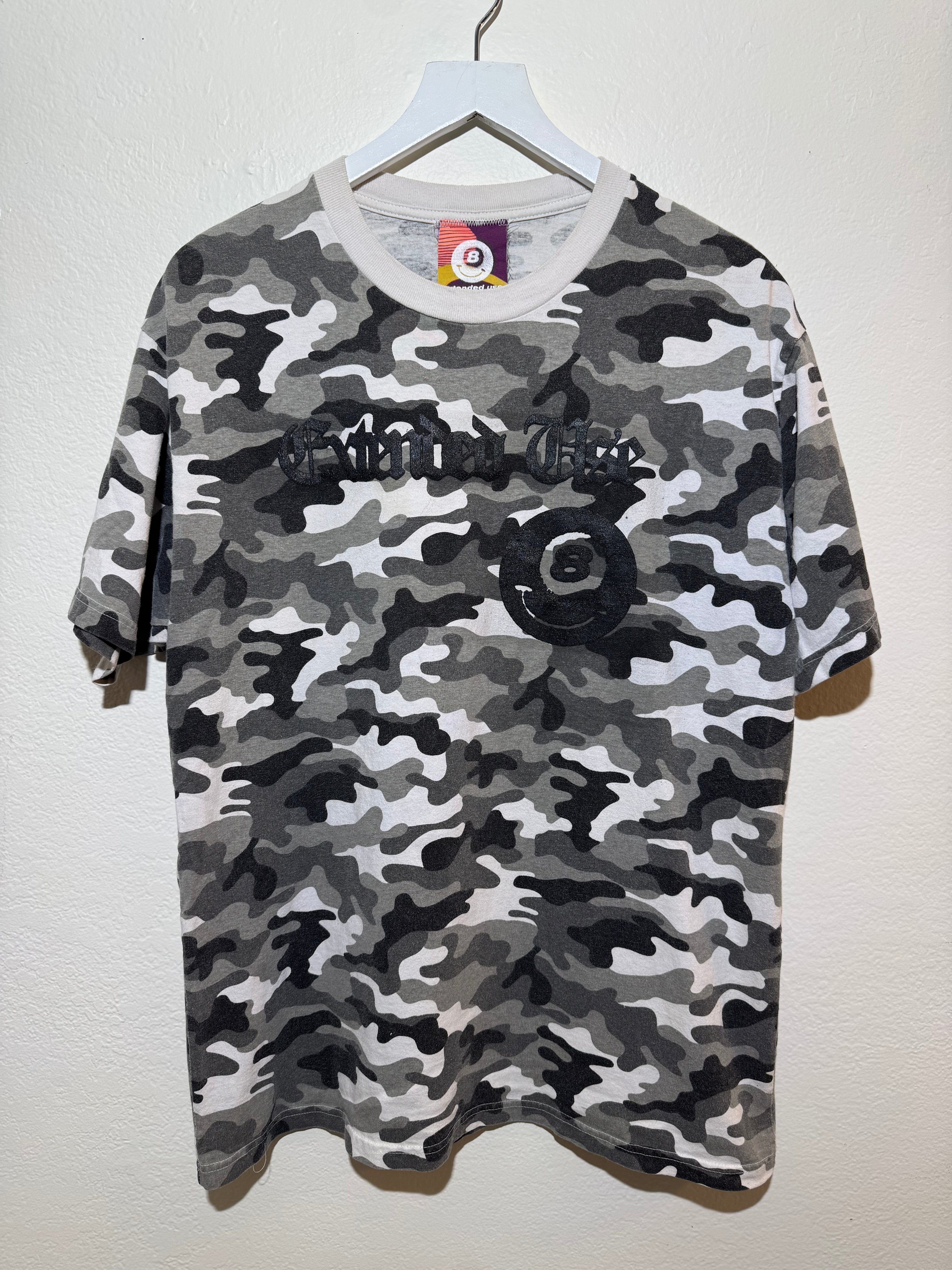 OLD E SCRIPT T-SHIRT