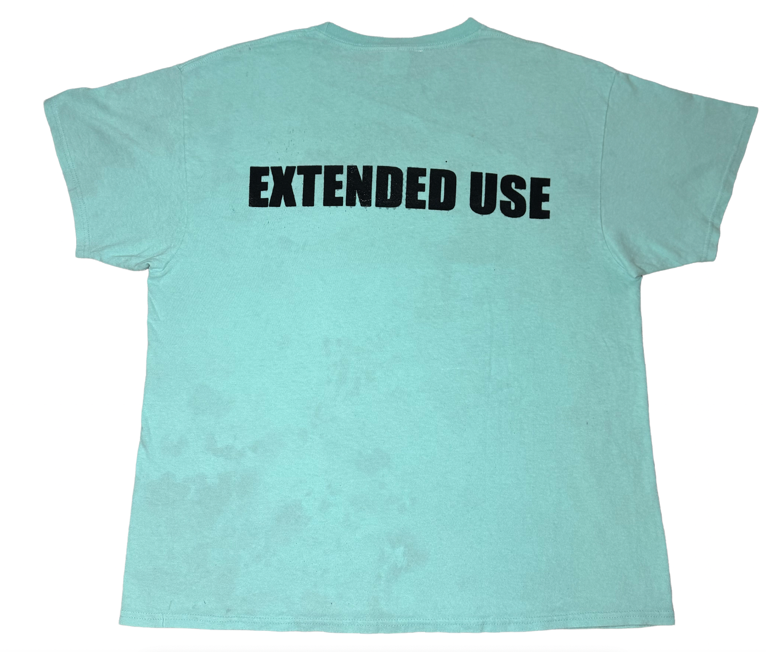 LOVE HURTS EU T-SHIRT